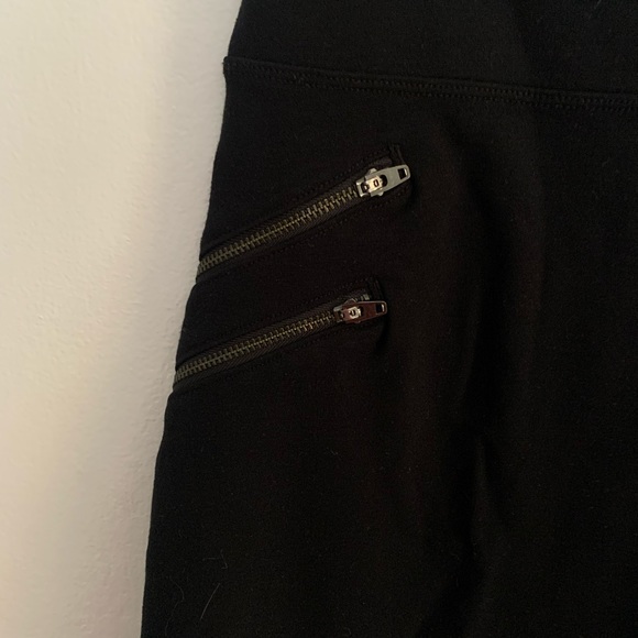 Athleta Skirt| Athleta Black Moto Ponte
Skirt Zipper Pockets 2 | Color: Black - Picture 6 of 8